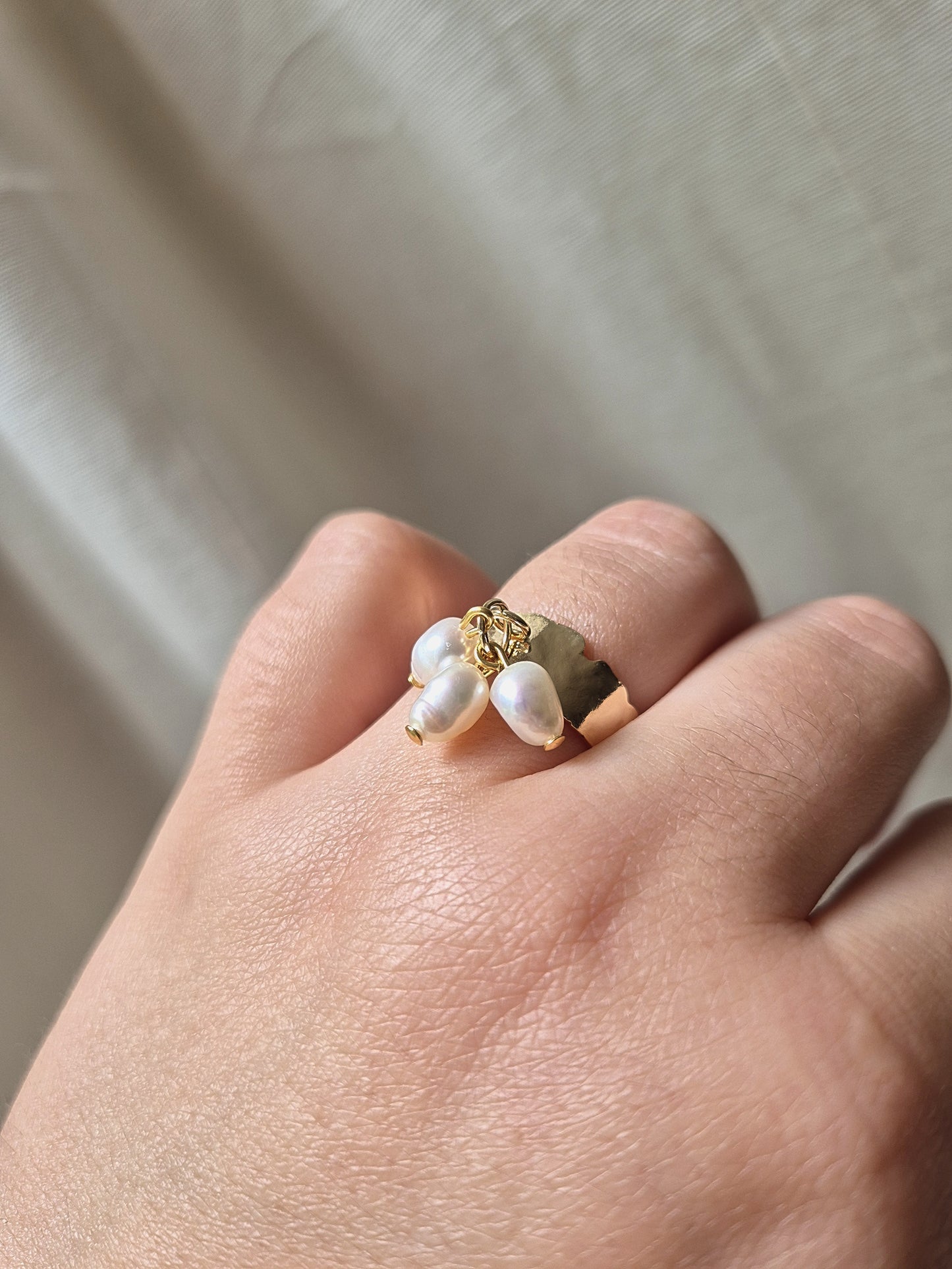 Adjustable Ring with Pearls