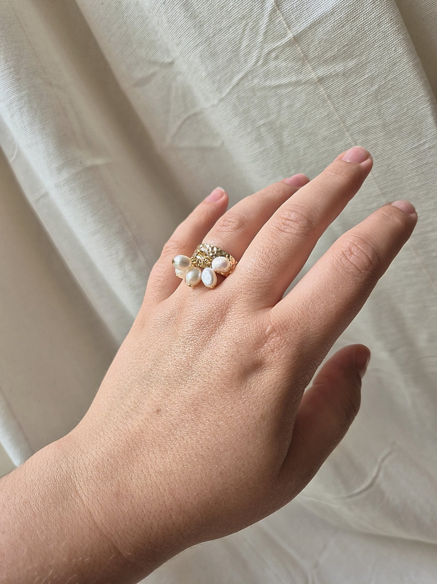 Adjustable Ring with Pearls - Rukami Studio