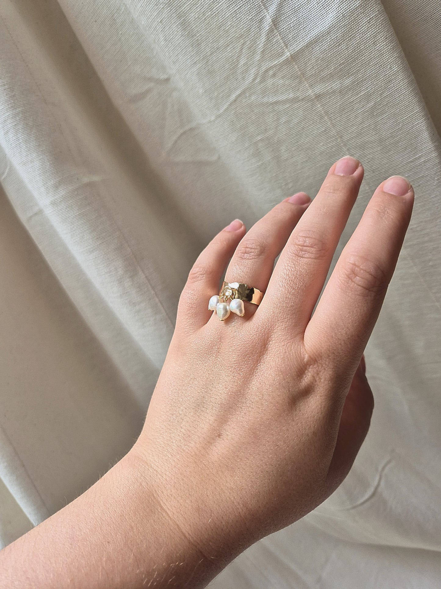 Adjustable Ring with Pearls