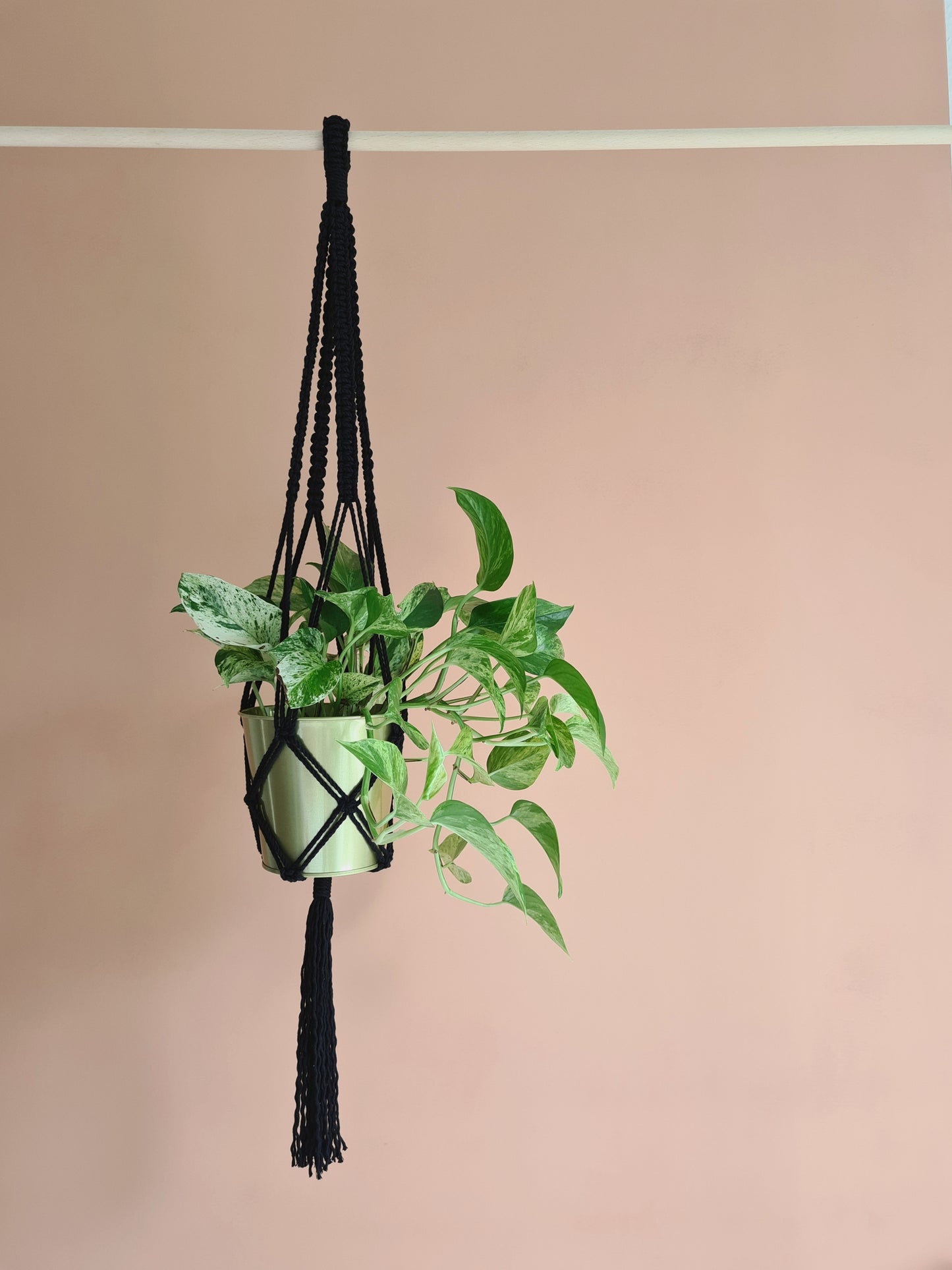 Macrame Plant Hanger - Rukami Studio