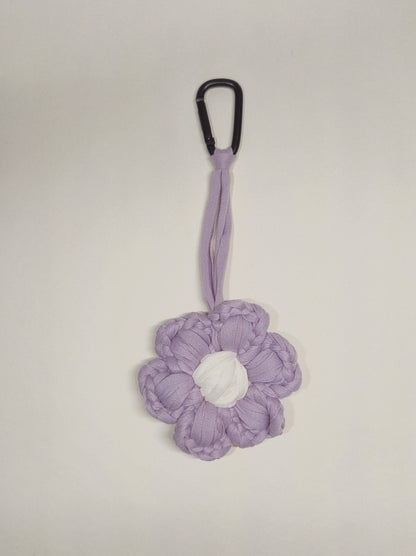 Gehäkelter Blumenanhänger