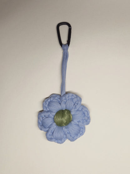 Gehäkelter Blumenanhänger