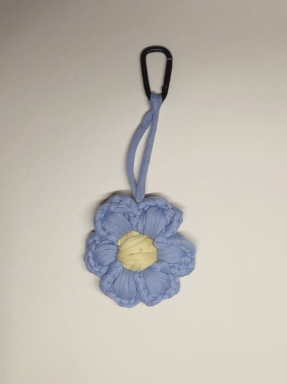 Gehäkelter Blumenanhänger