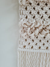 Load image into Gallery viewer, Macrame wall hanging &quot;Riga&quot;
