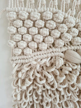 Load image into Gallery viewer, Macrame wall hanging &quot;Porto&quot;
